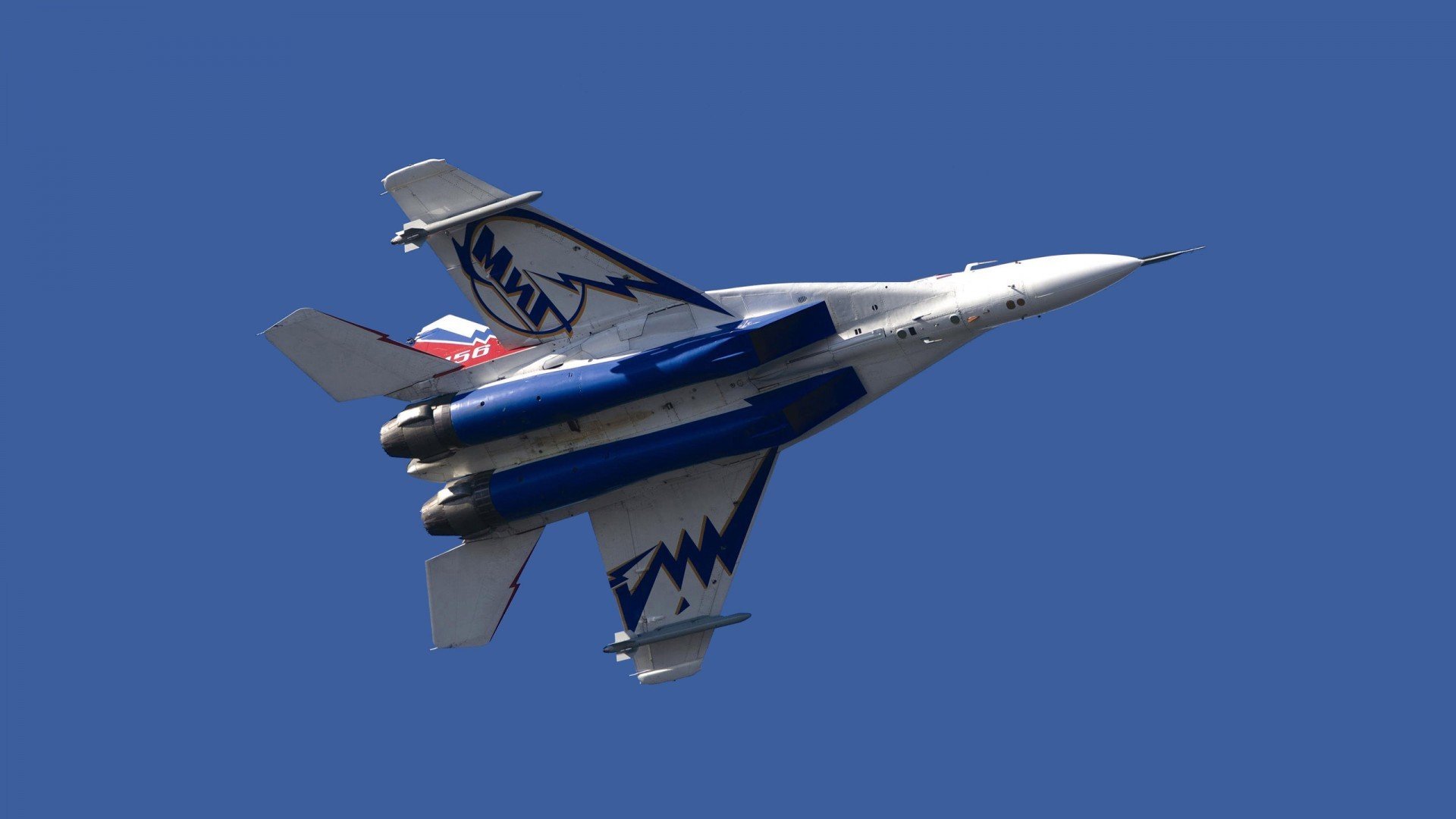 爱游戏中国官方网站平台-“亚戈·卡尔曼的防守反击技术，助阿根廷美洲狮队迎接新挑战”